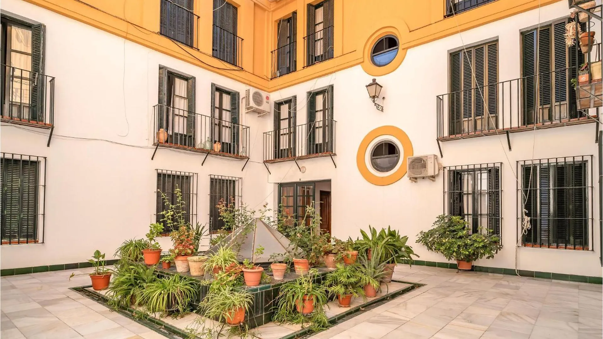 Lovely Apartment In Carmona With Kitchen Spain