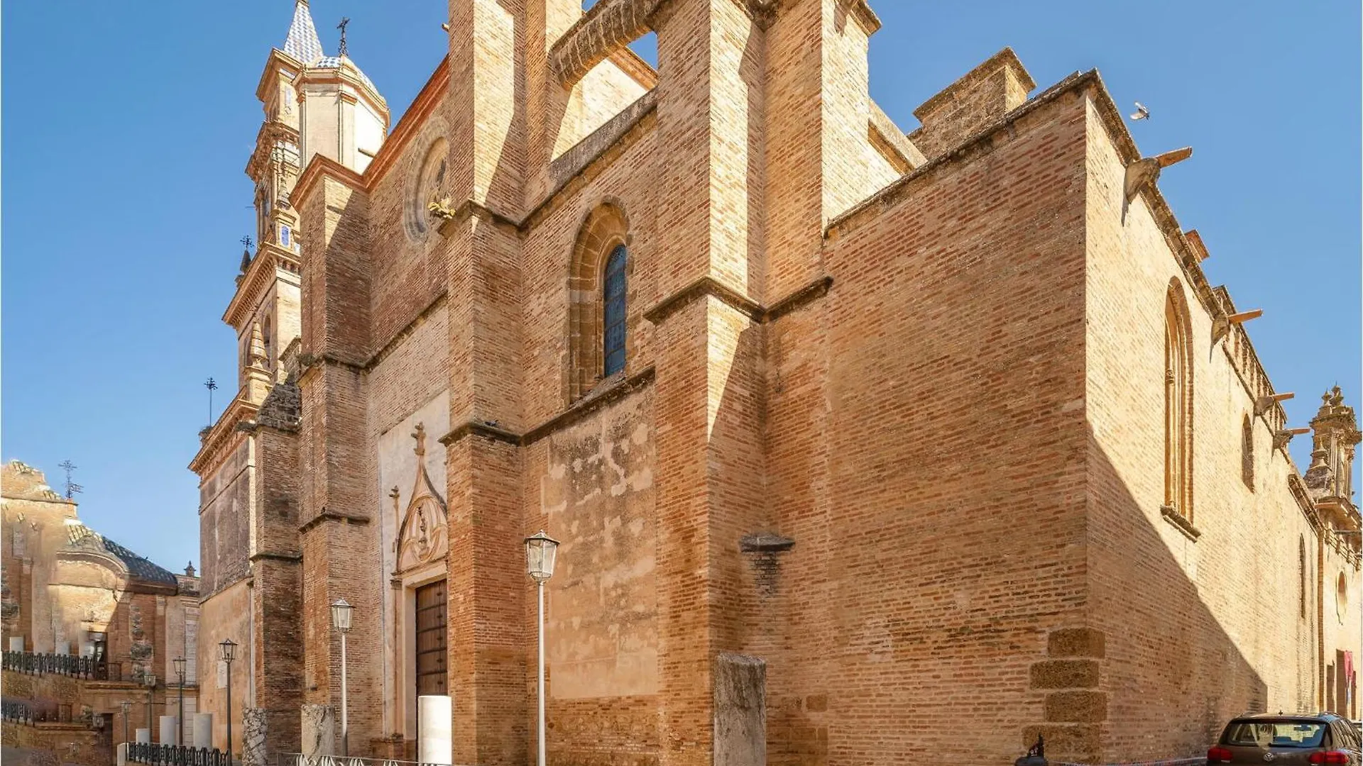 Lovely Apartment In Carmona With Kitchen